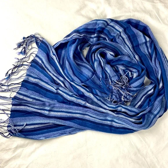 Stripe long tassel scarf - Picture 2 of 5
